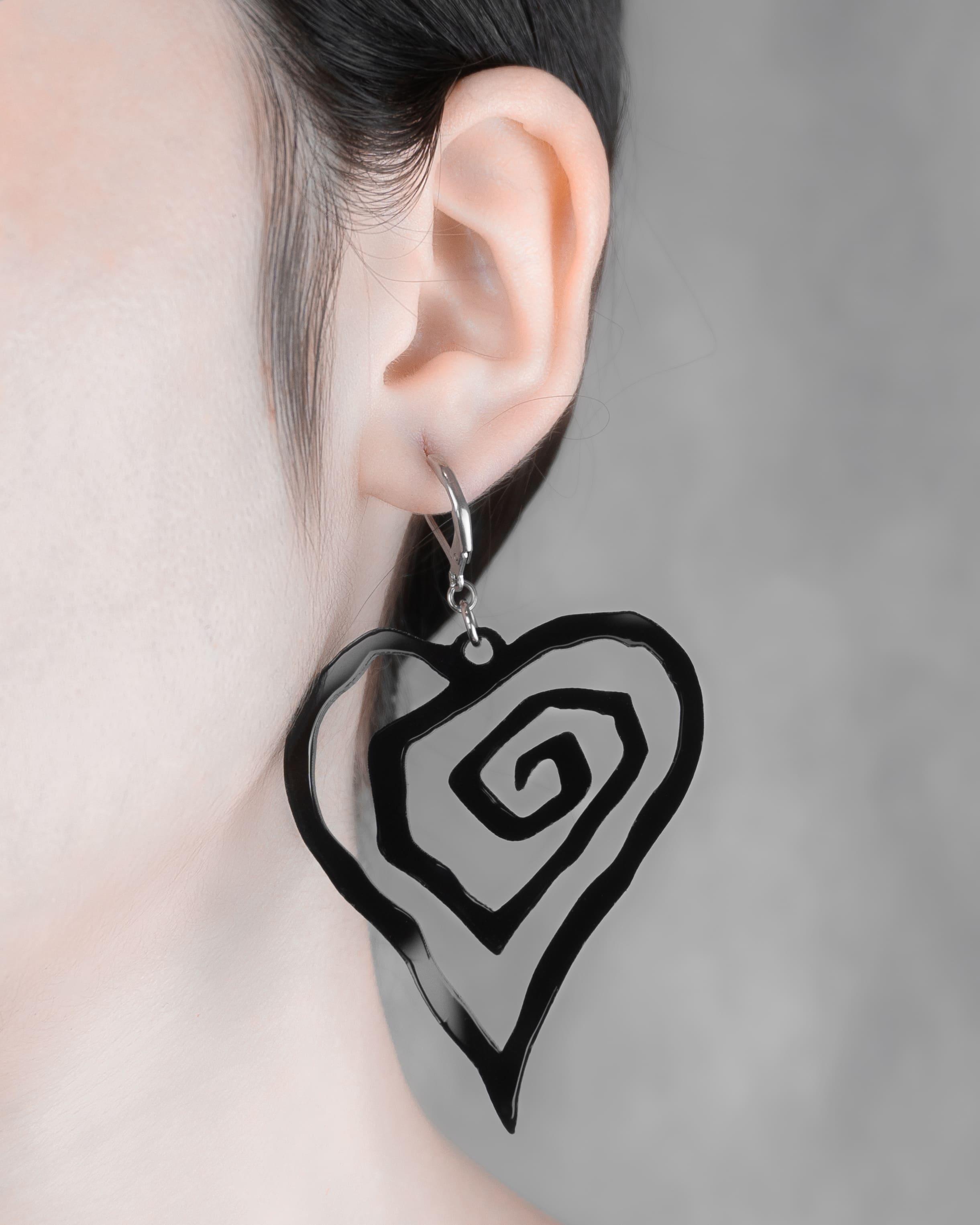 Love Goth | Aritos
