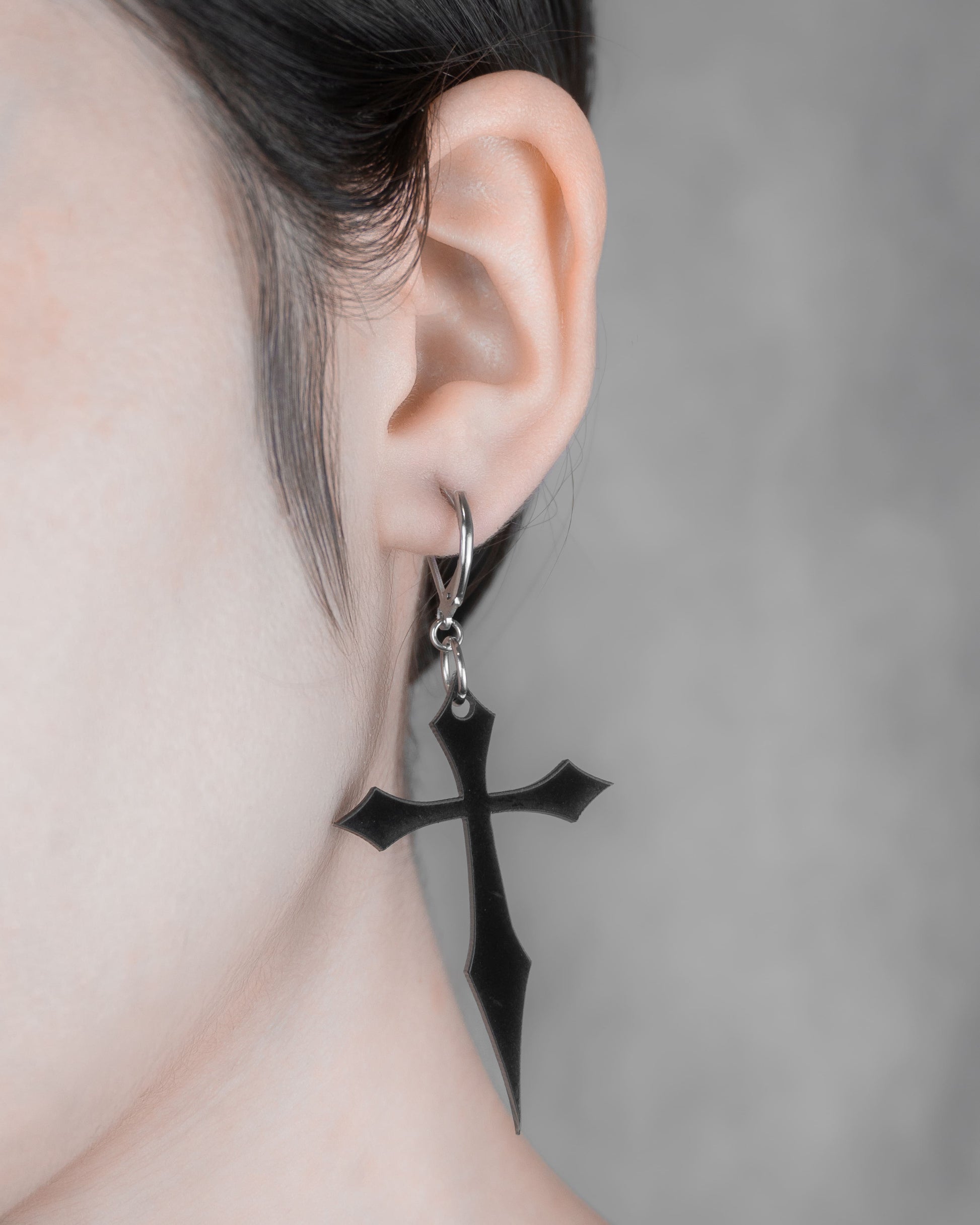 Goth Cross | Aritos y Collar