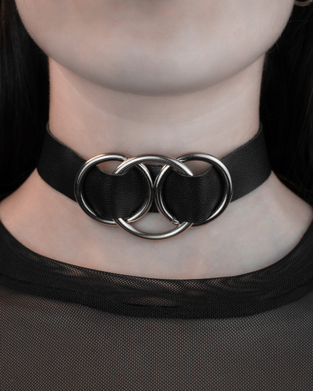 Rings | Choker