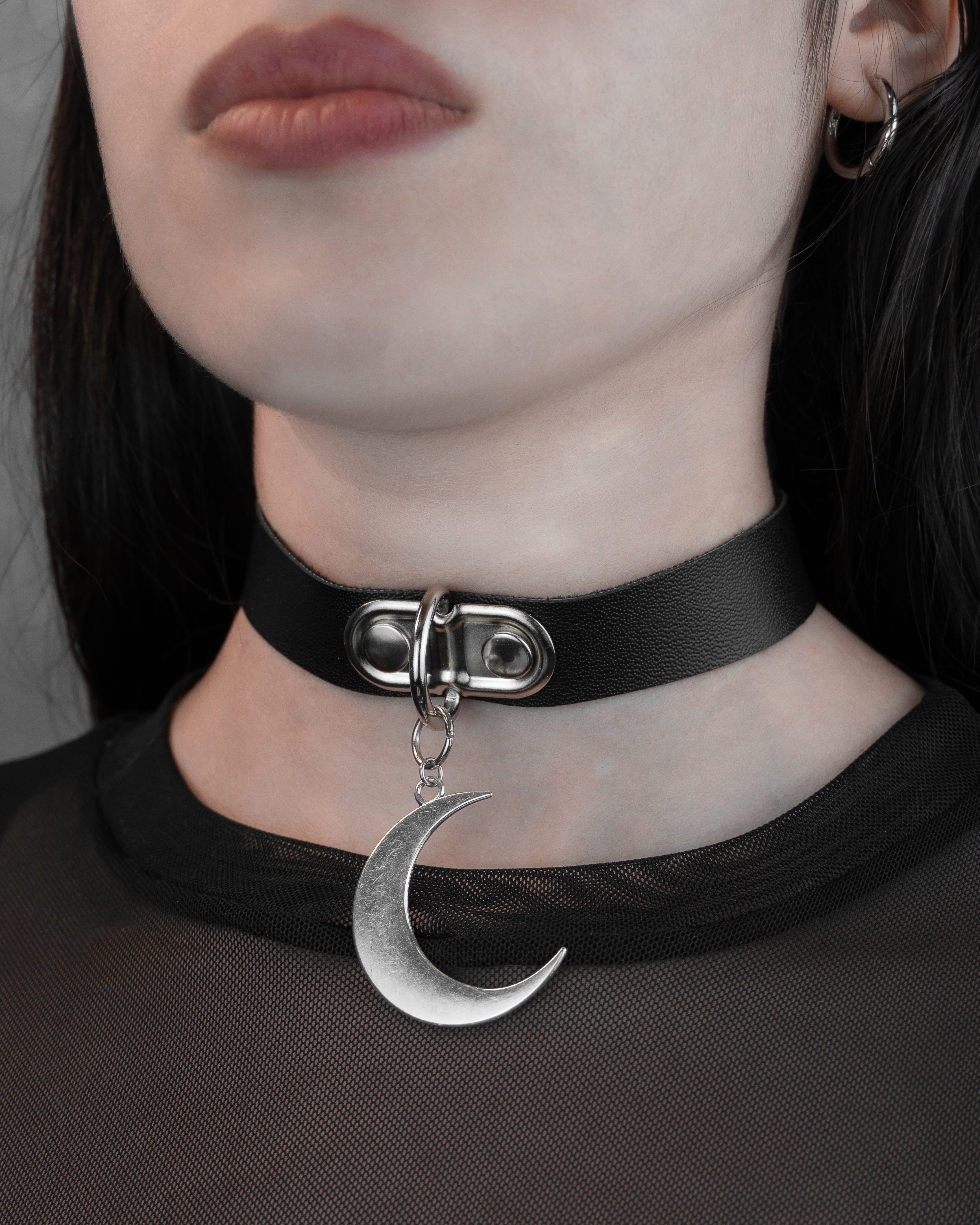 Moon | Choker