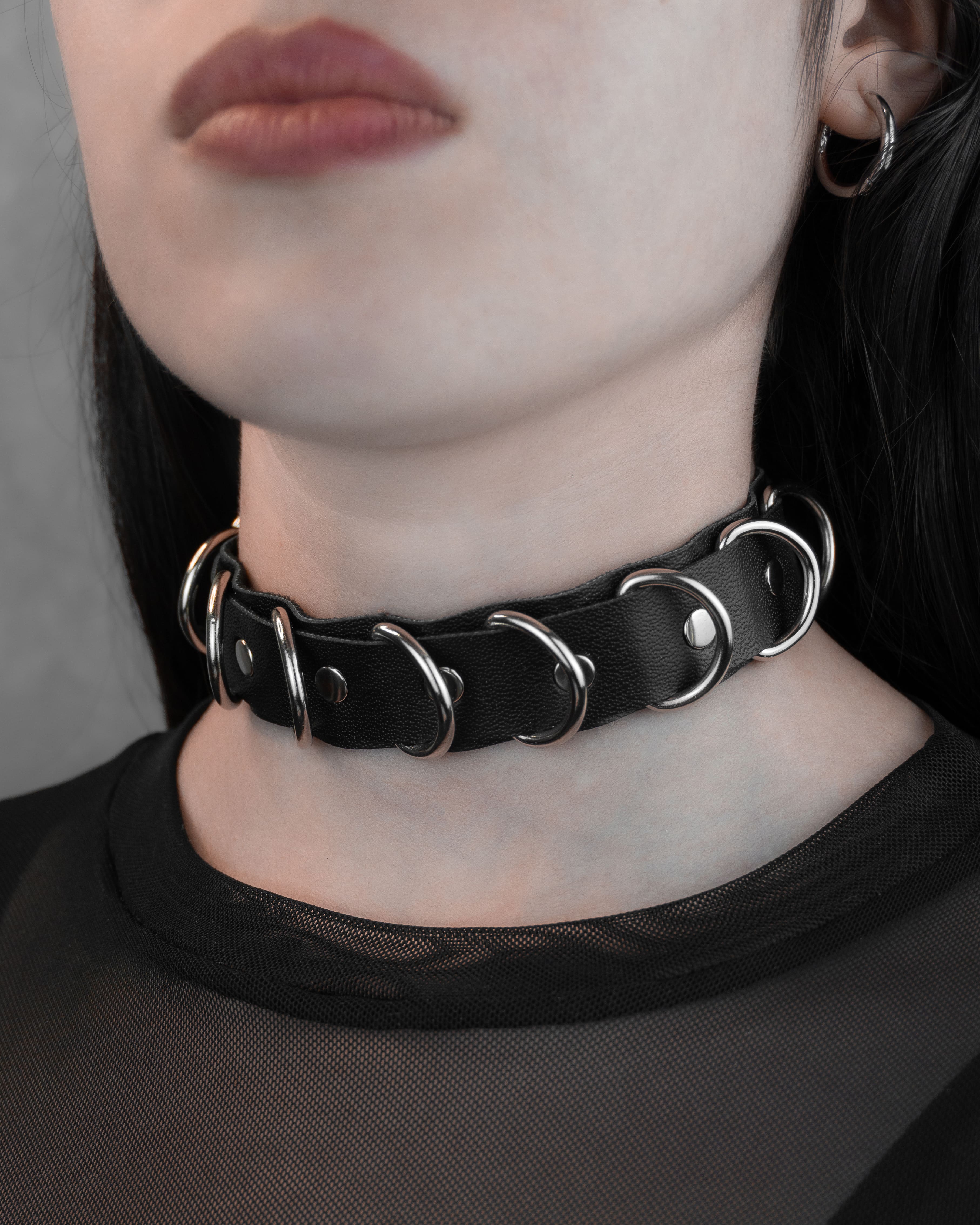 Noir | Choker