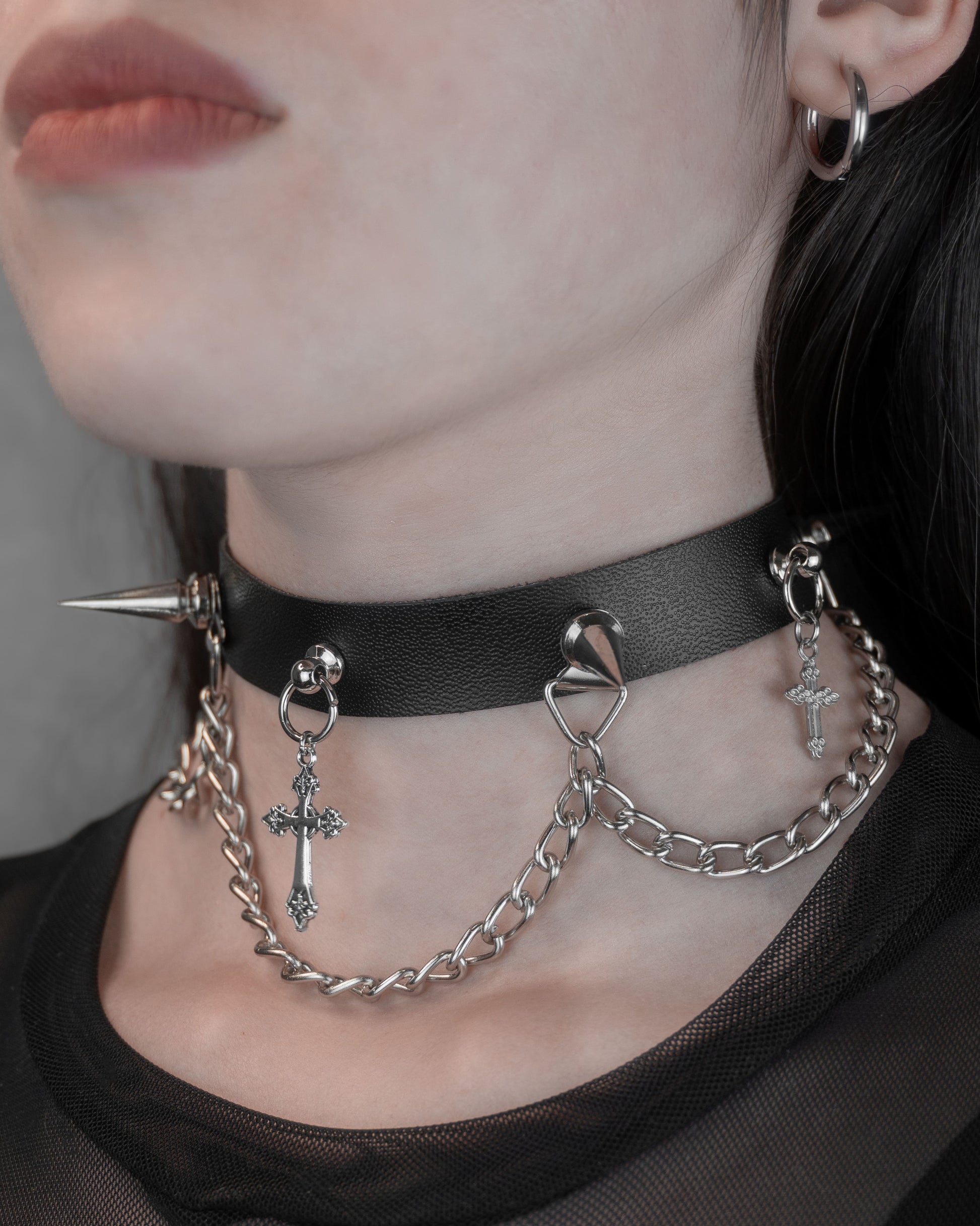Crucifix | Choker