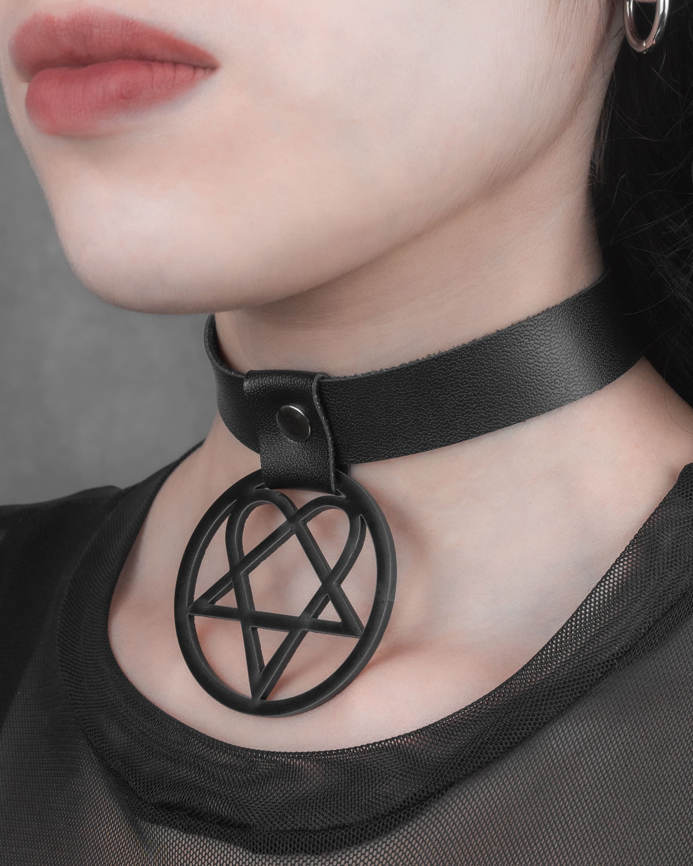 Heartgram | Choker