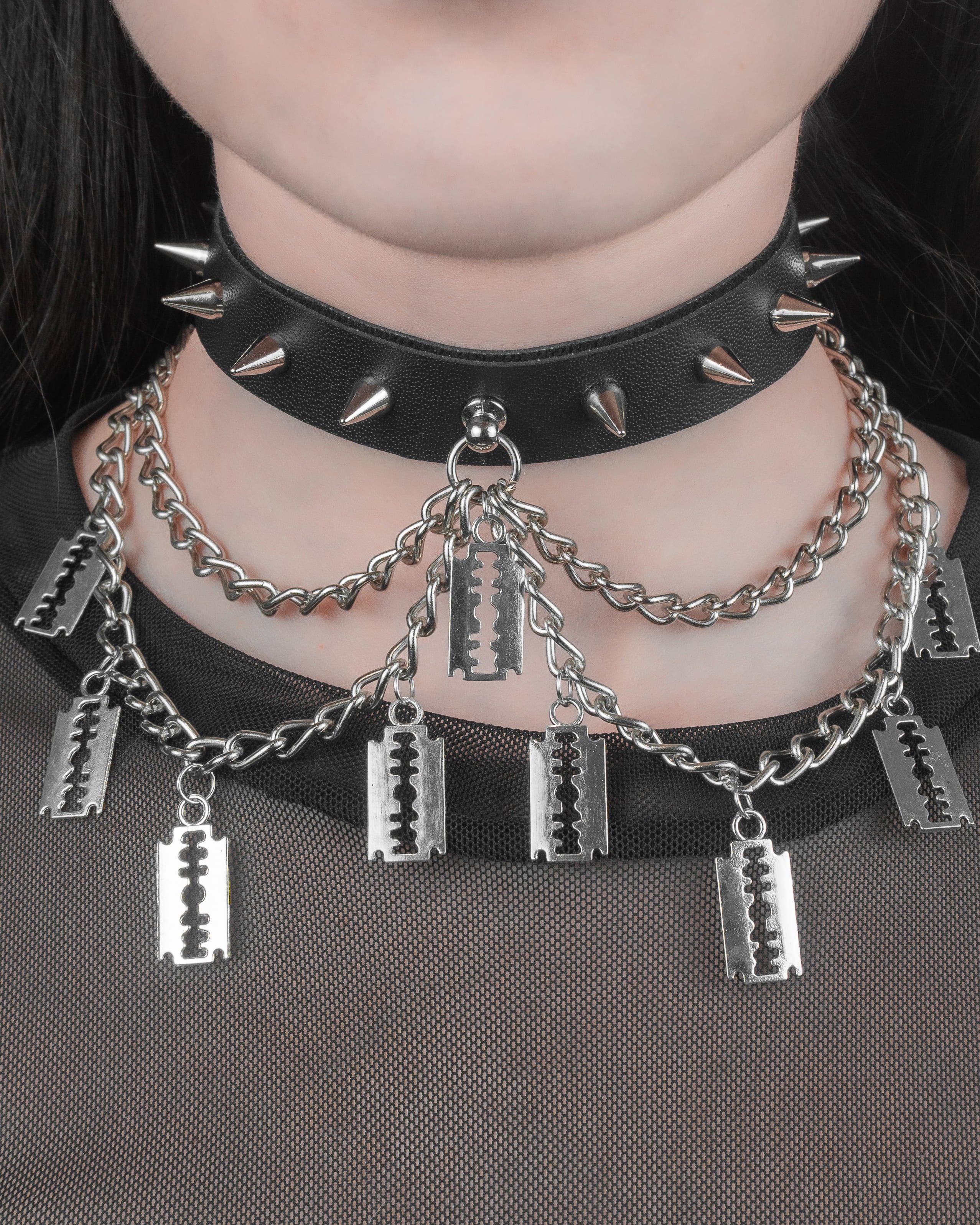 Blades | Choker