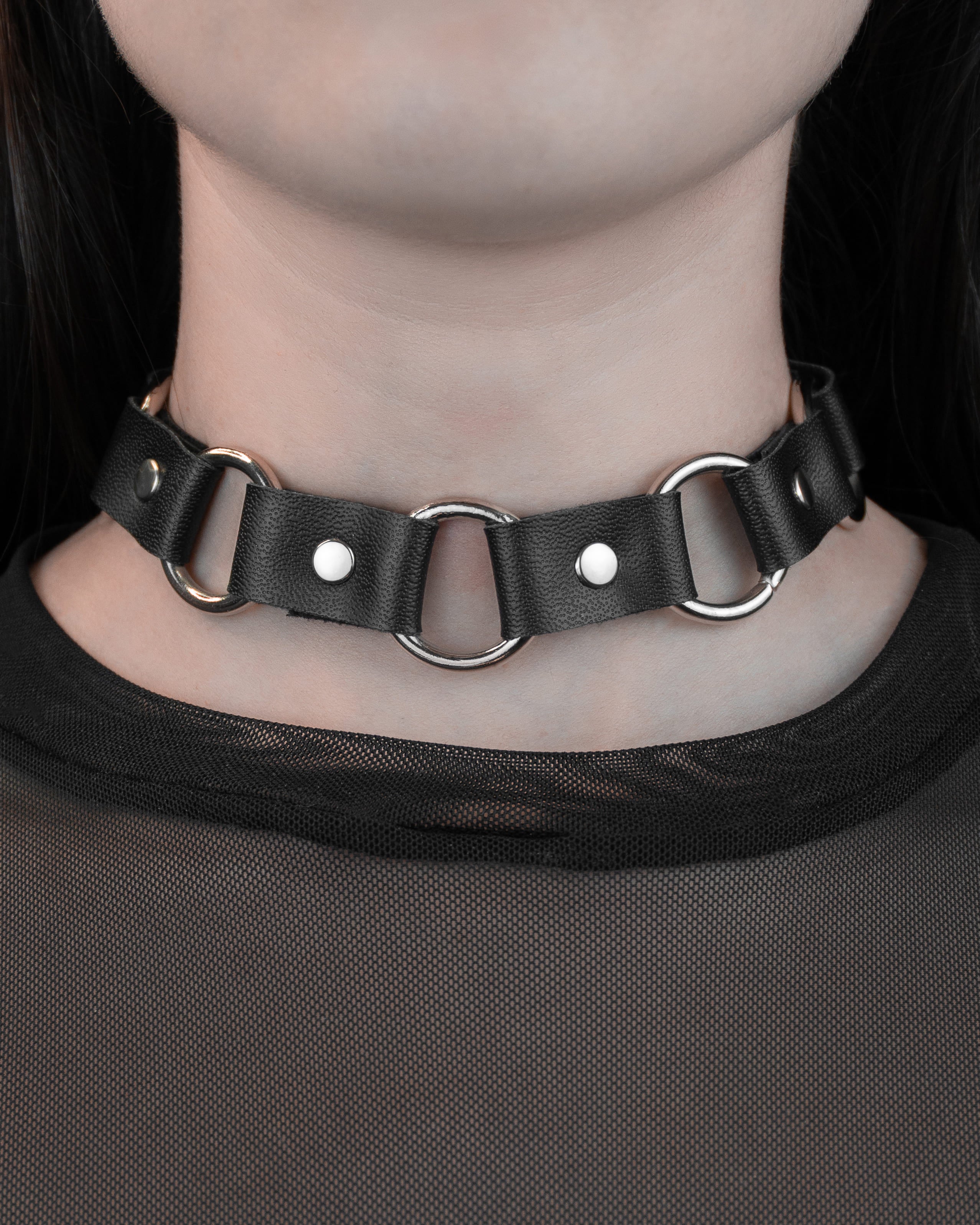 Pitch | Choker