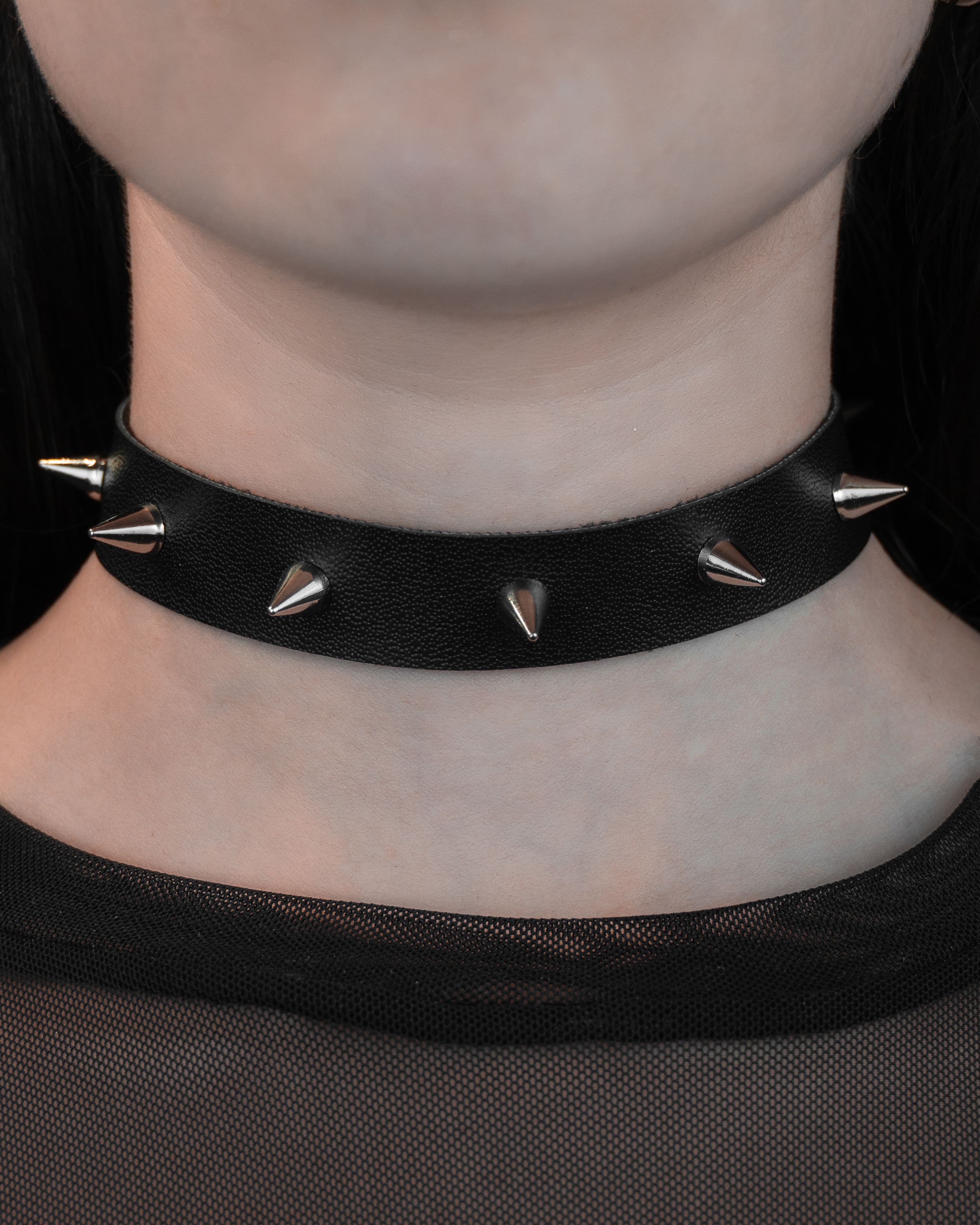 Spikes 1.3  | Choker