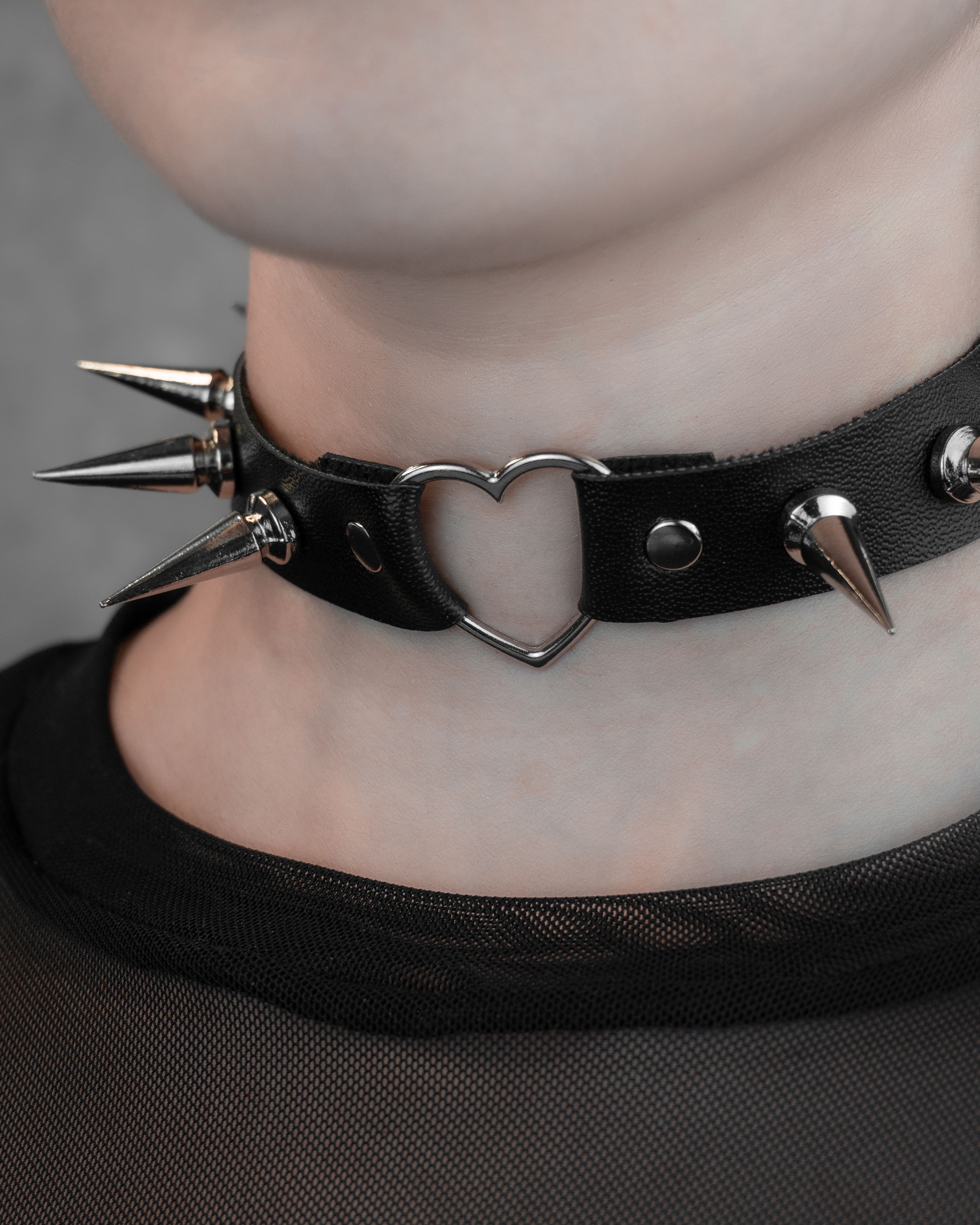 Heart Spike | Choker (Varios Tamaños)