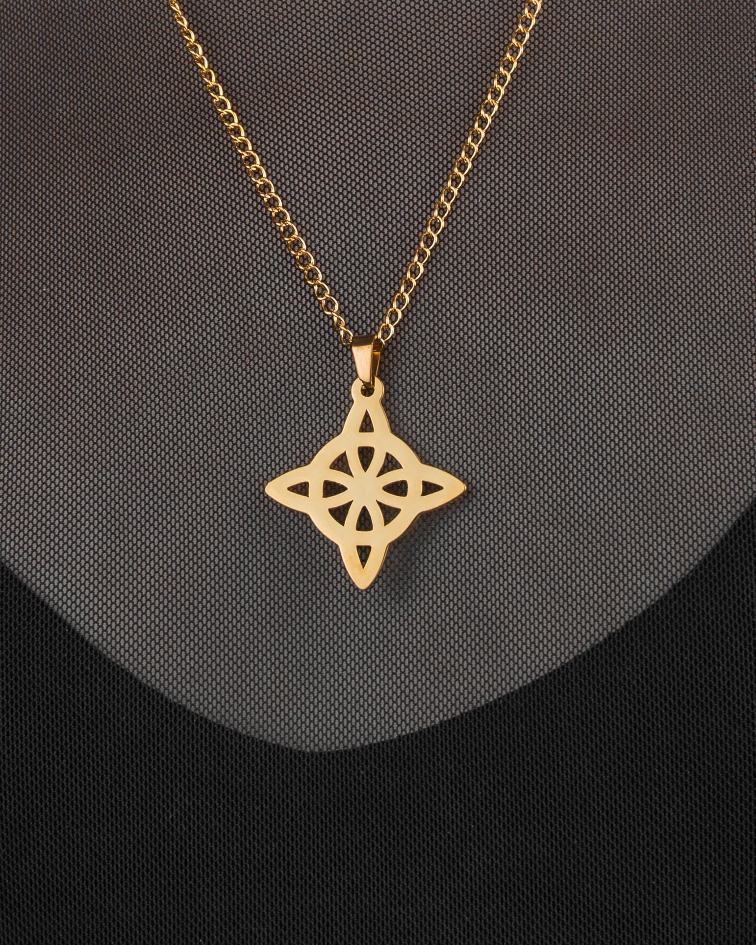 Gold Nudo de Bruja (Acero Inoxidable) | Aritos y Collar