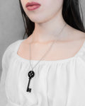 Llave Coraline | Aritos y Collar (Últimas Unidades)