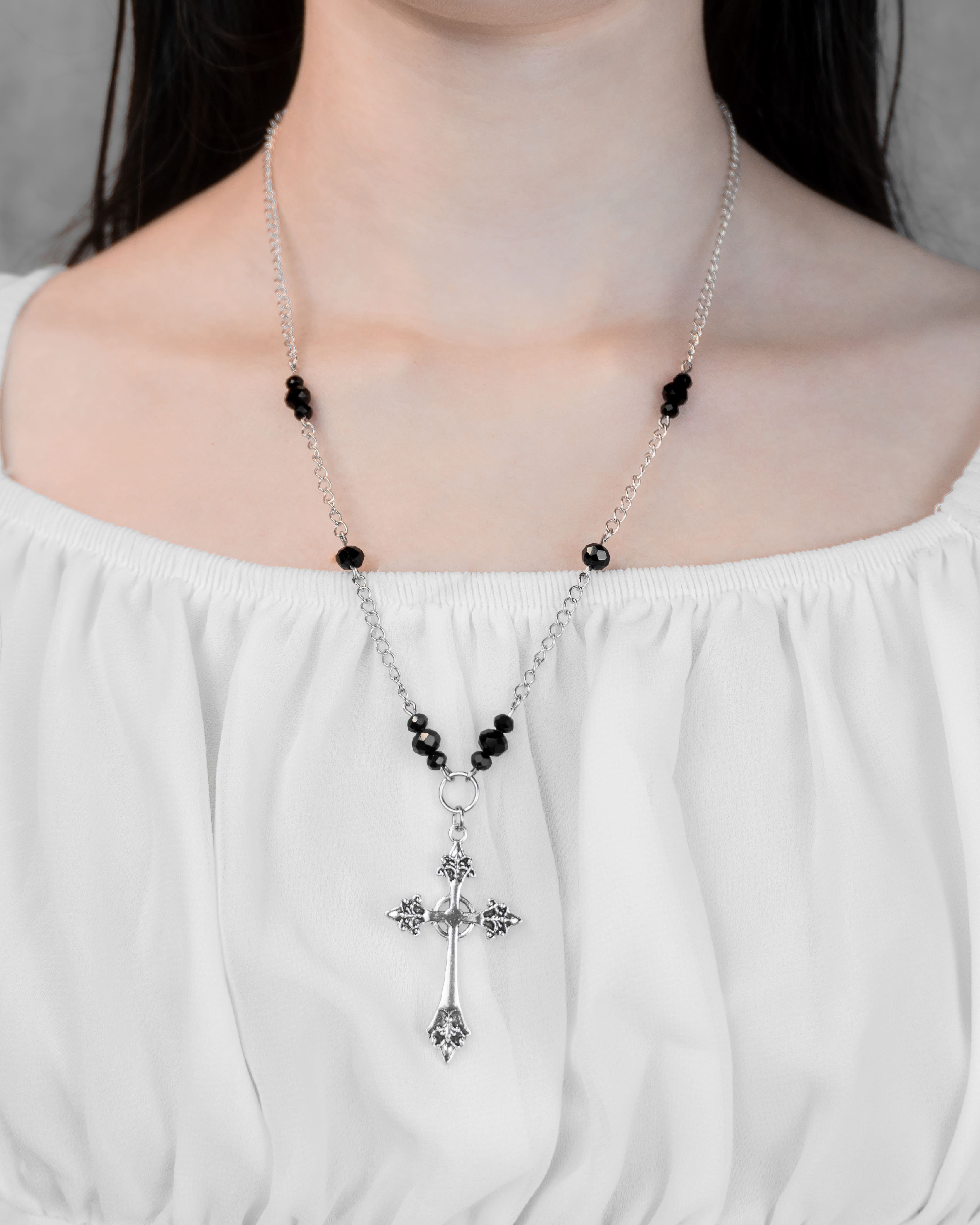 Auric  | Collar