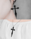 Goth Cross | Aritos y Collar